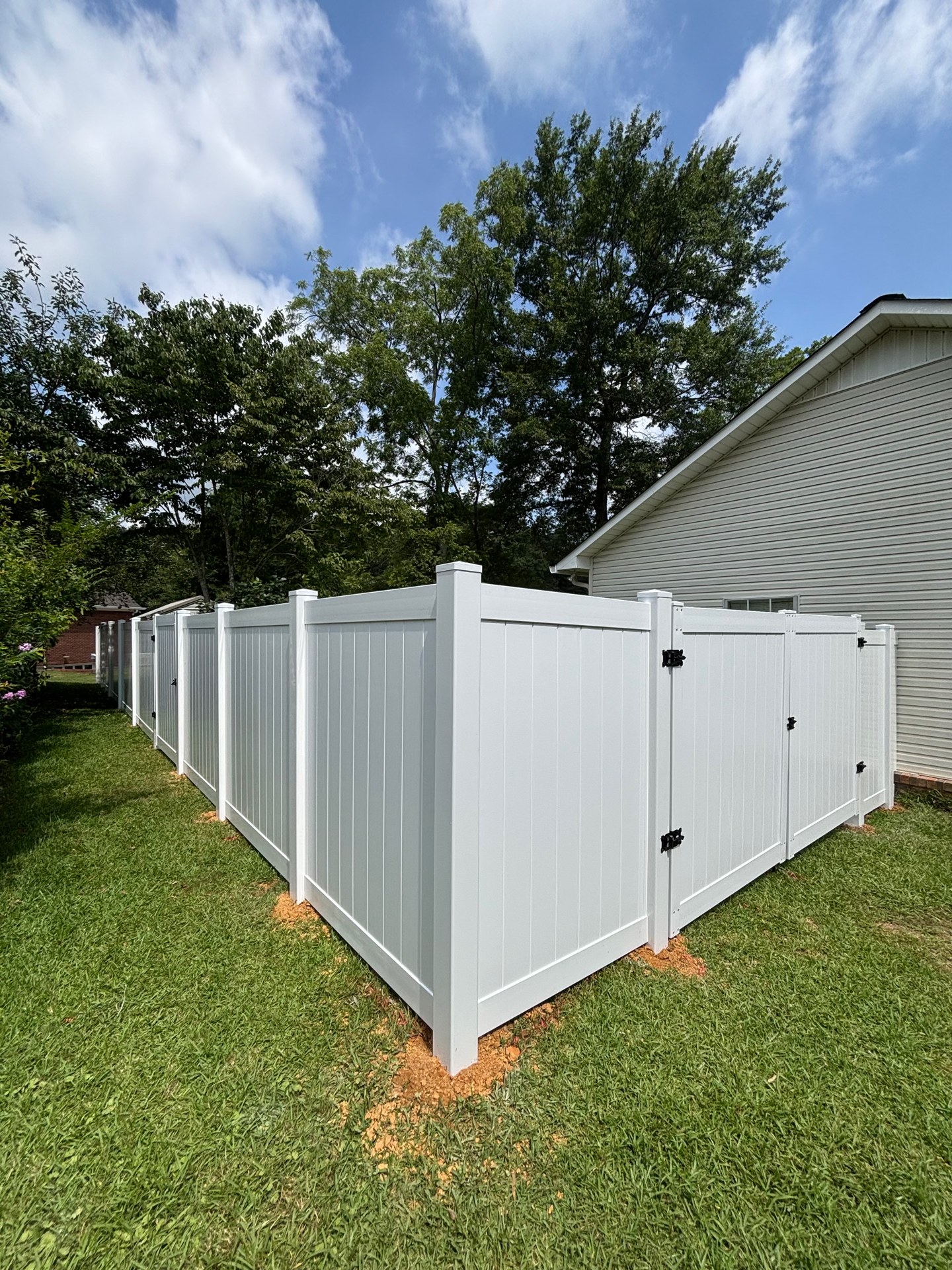 Fence Installation & Repair